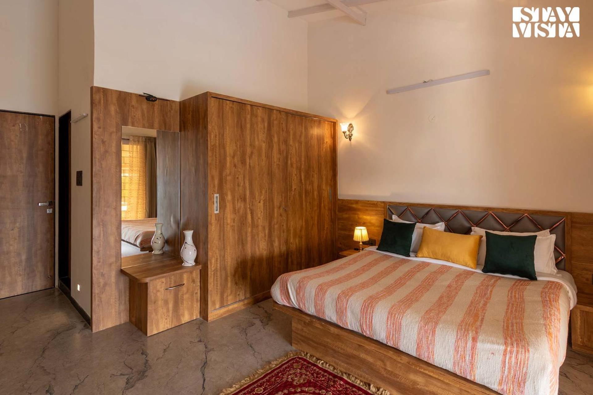 Stayvista'S Harvest Haven - Pool-View Villa With Deck & Machan Near Sula Nashik Exterior photo